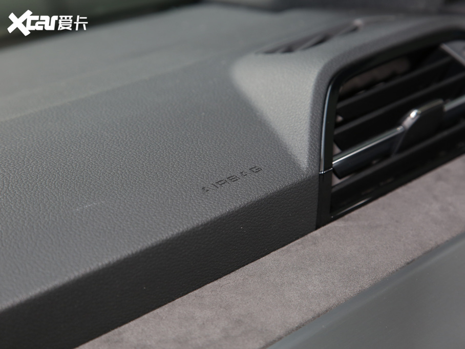 2022WQ3 45 TFSI rЄӸ