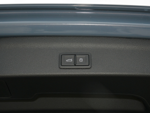 202240 TFSI RS׼ȼ g