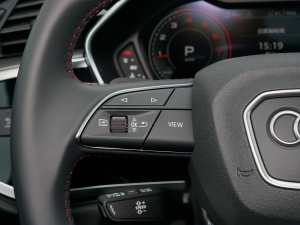 202240 TFSI RS׼ȼ п؅^