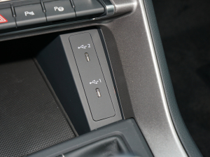 202240 TFSI rЄӸ п؅^