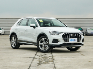 2022款35 TFSI 时尚致雅型 右前45度