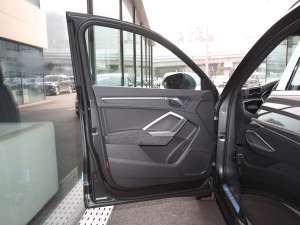 2022款45 TFSI 四驱时尚动感型 驾驶位车门