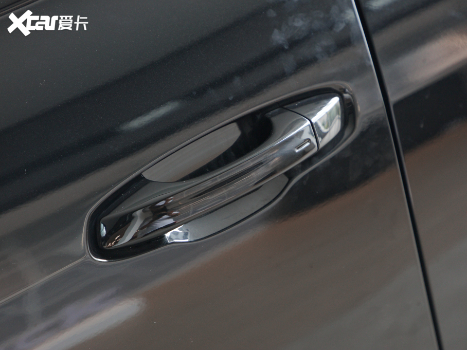 2022WQ3 Sportback 40 TFSI r