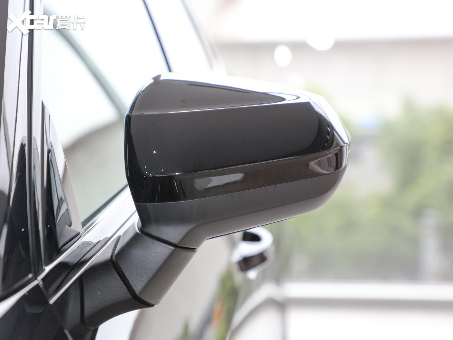 2022WQ3 Sportback 40 TFSI r