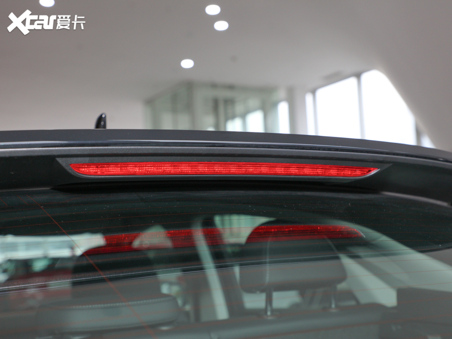 2022WQ3 Sportback 40 TFSI r