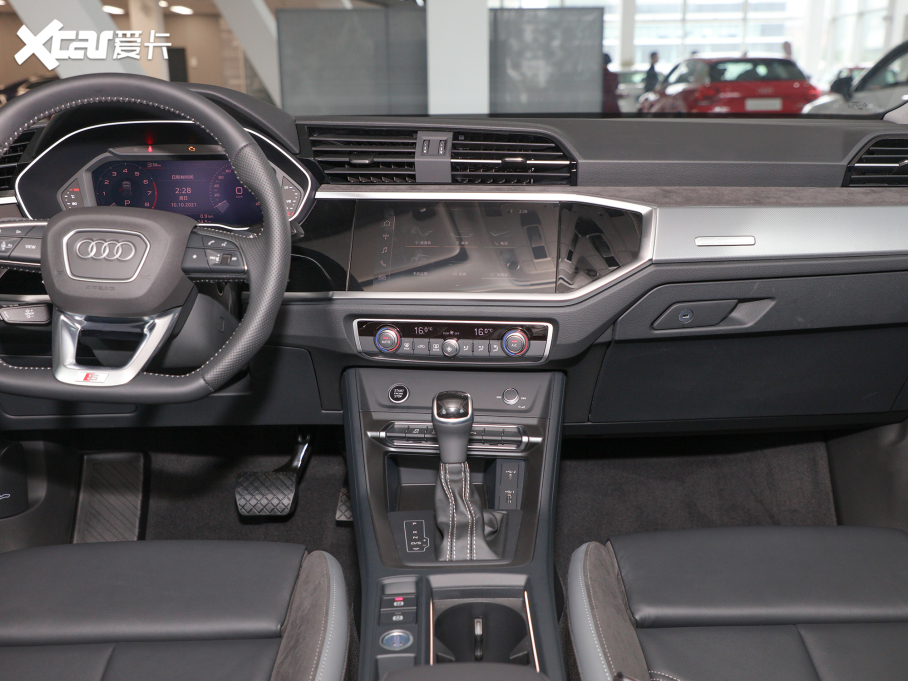 2022WQ3 Sportback 40 TFSI r