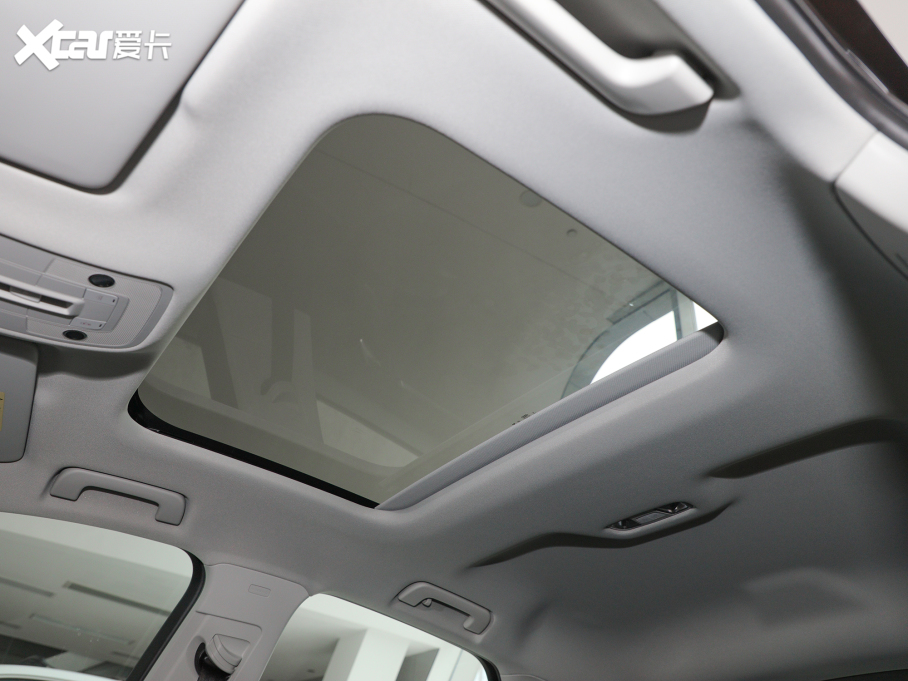 2022WQ3 Sportback 40 TFSI r