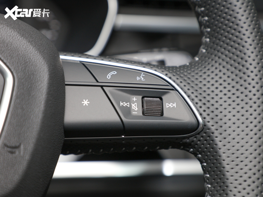 2022WQ3 Sportback 40 TFSI r