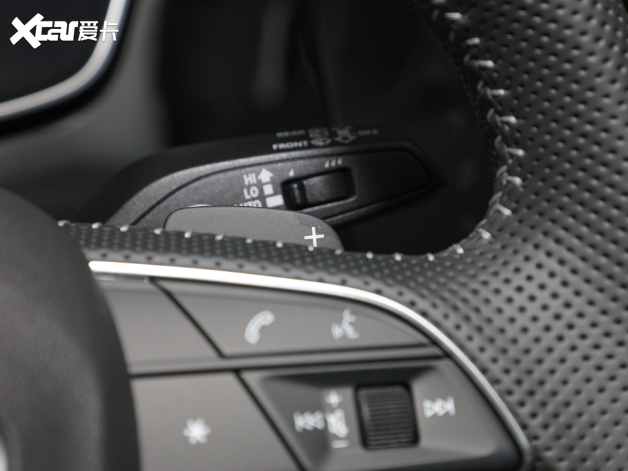 2022WQ3 Sportback 40 TFSI r