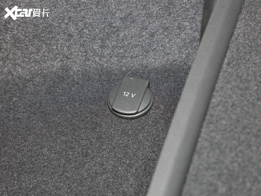 2022WQ3 Sportback 40 TFSI r