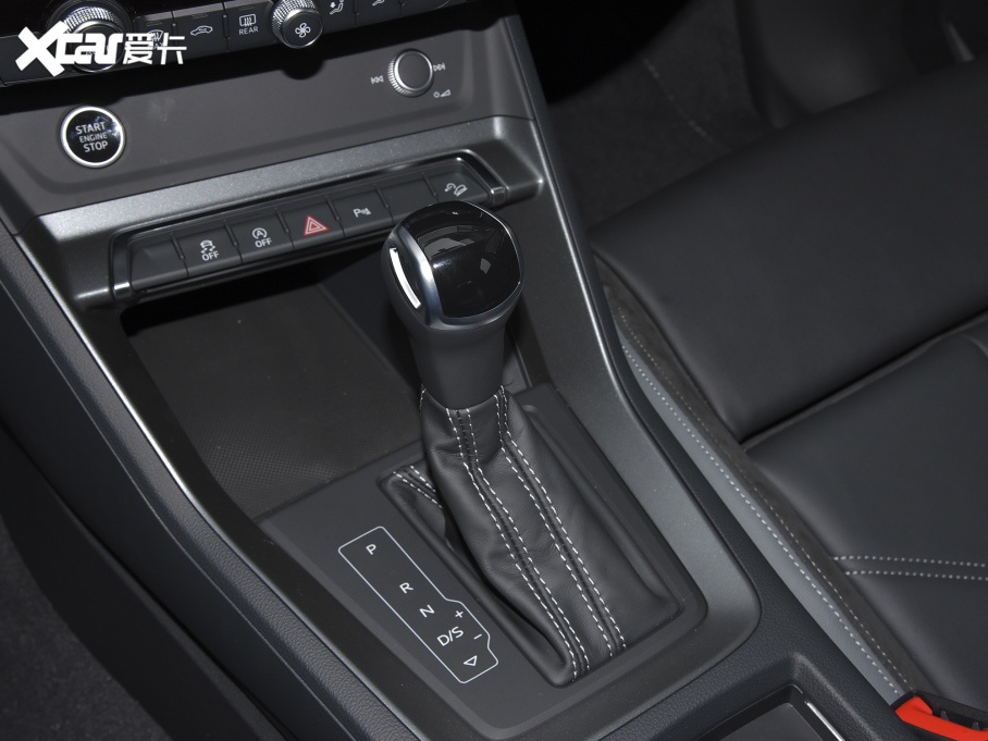 2022?yun)WQ3 Sportback 45 TFSI quattro r(sh)