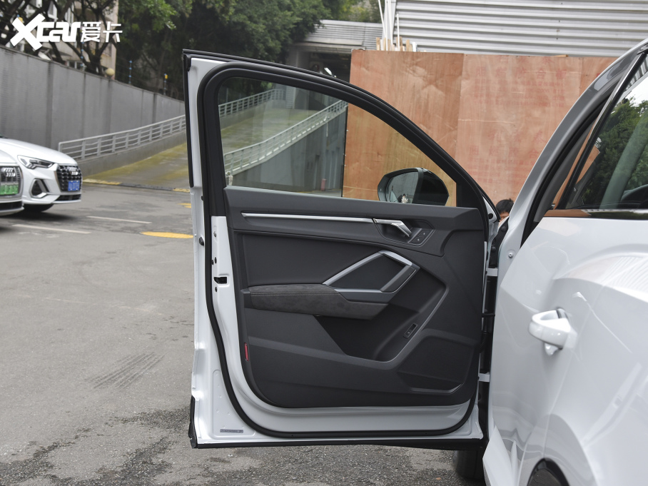 2022WQ3 Sportback 45 TFSI quattro r