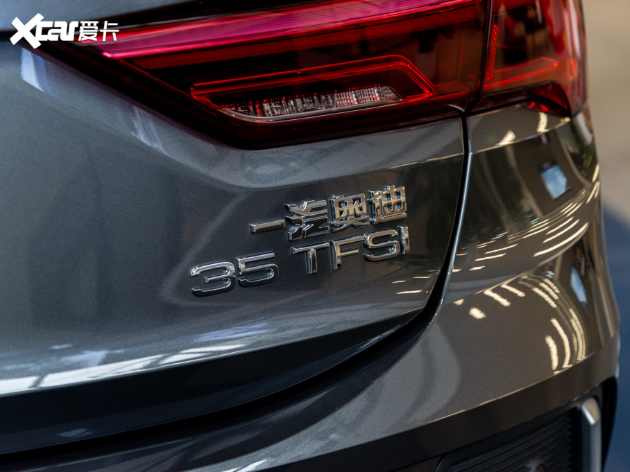 2022WQ3 Sportback 35 TFSI Mȡ