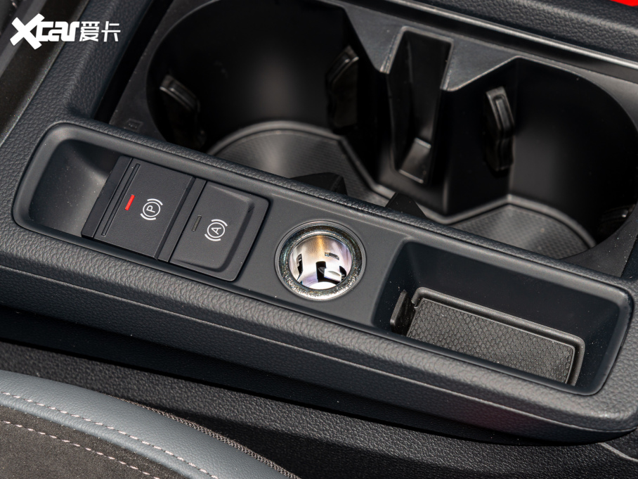 2022WQ3 Sportback 35 TFSI Mȡ