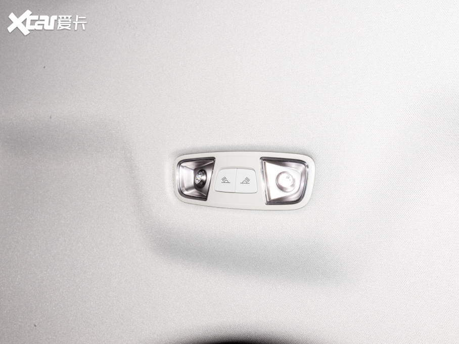 2022WQ3 Sportback 35 TFSI M(jn)ȡ