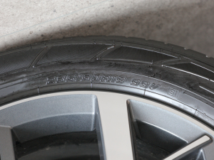 202240 TFSI r ݆̥ߴ