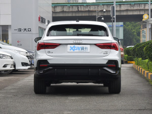 202245 TFSI quattro r(sh) 	