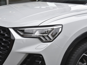 202245 TFSI quattro r 