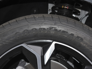 202245 TFSI quattro r ݆̥Ʒ