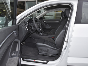 202245 TFSI quattro r ǰſg