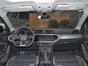 202245 TFSI quattro r ȫ