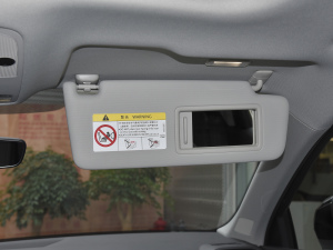 202245 TFSI quattro r ꖰ壨ң