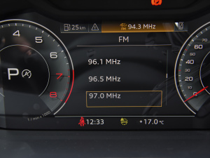 202245 TFSI quattro r п؅^