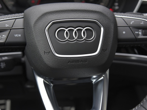 202245 TFSI quattro r п؅^