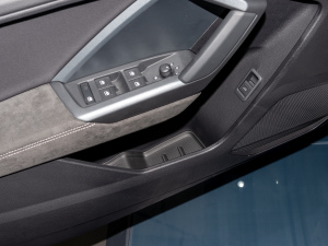 202235 TFSI Mȡ ǰTg