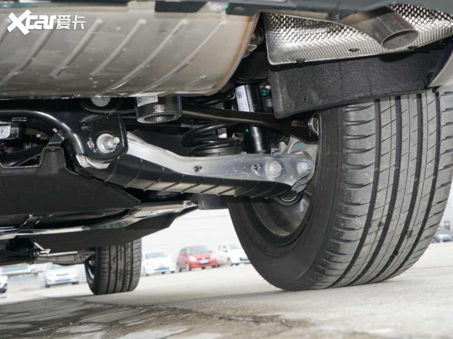 2022?yun)WQ5L 40TFSI A