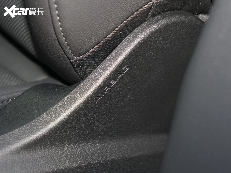 2022?yun)WQ5L 40TFSI A