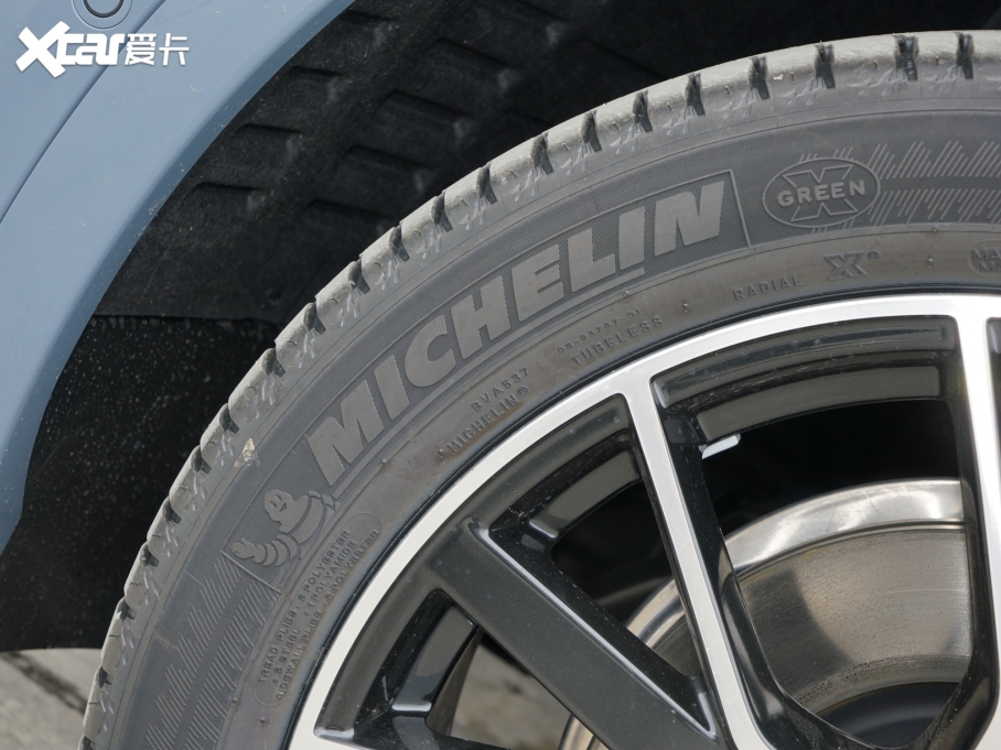 2022?yun)WQ5L 40TFSI RS׼ȼ