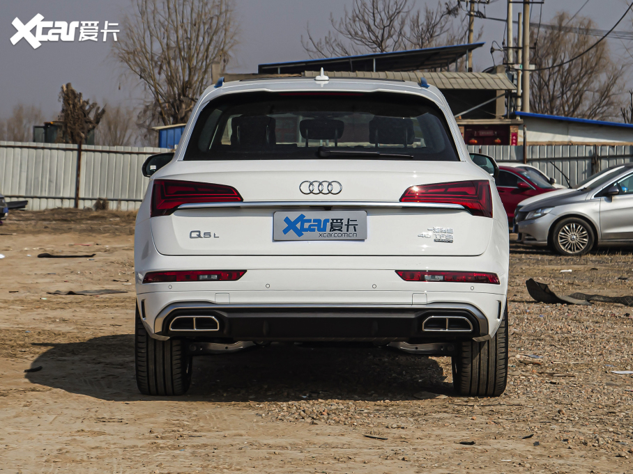 2022款奥迪Q5L 40TFSI 豪华动感型
