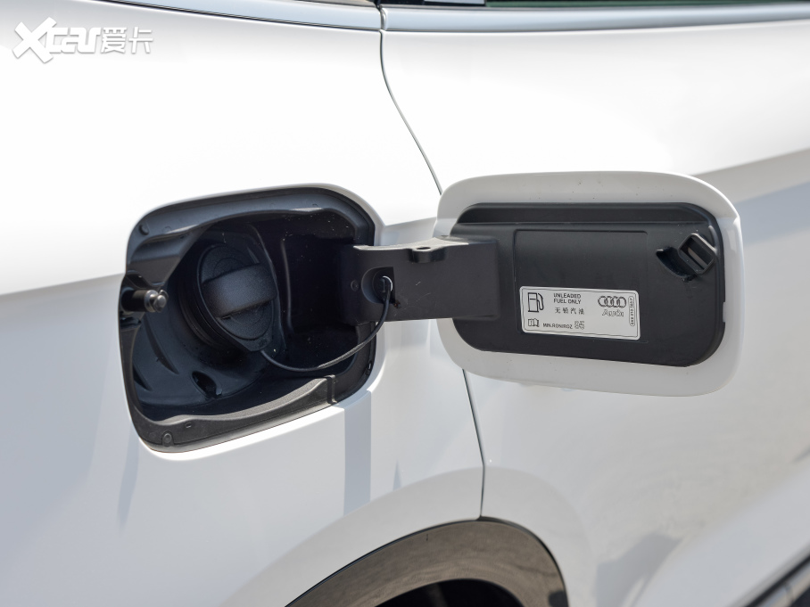 2022?yun)WQ5L 45TFSI A