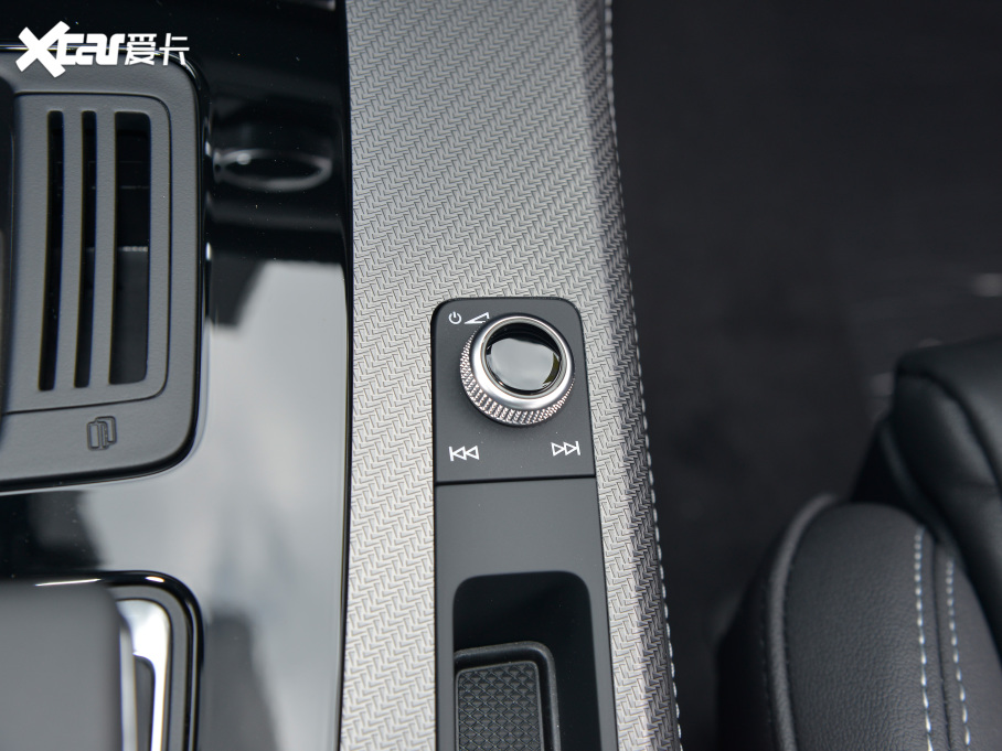 2022WQ5L Ŀ 40TFSI AӸ