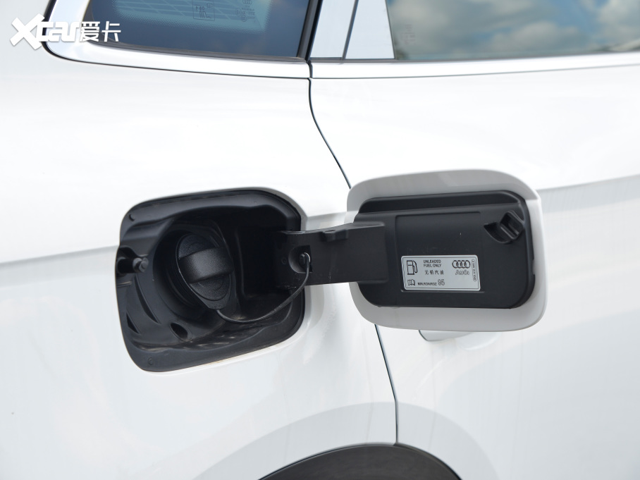 2022WQ5L Ŀ 40TFSI A