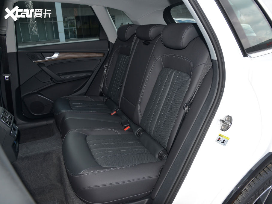 2022WQ5L Ŀ 40TFSI A