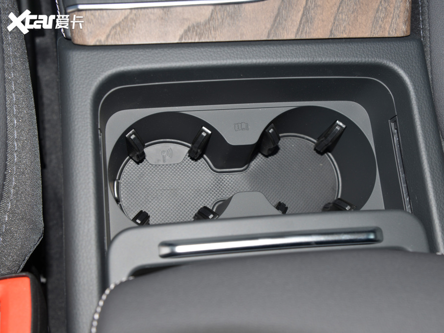 2022WQ5L Ŀ 40TFSI A