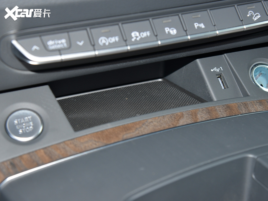 2022?yun)WQ5L Ŀ 40TFSI A