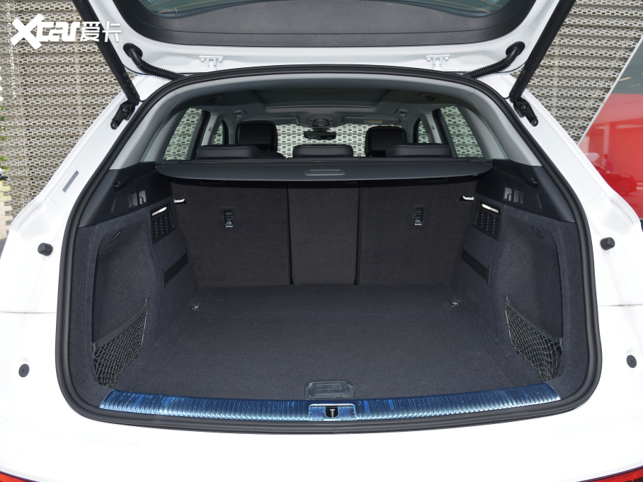 2022WQ5L Ŀ 40TFSI A