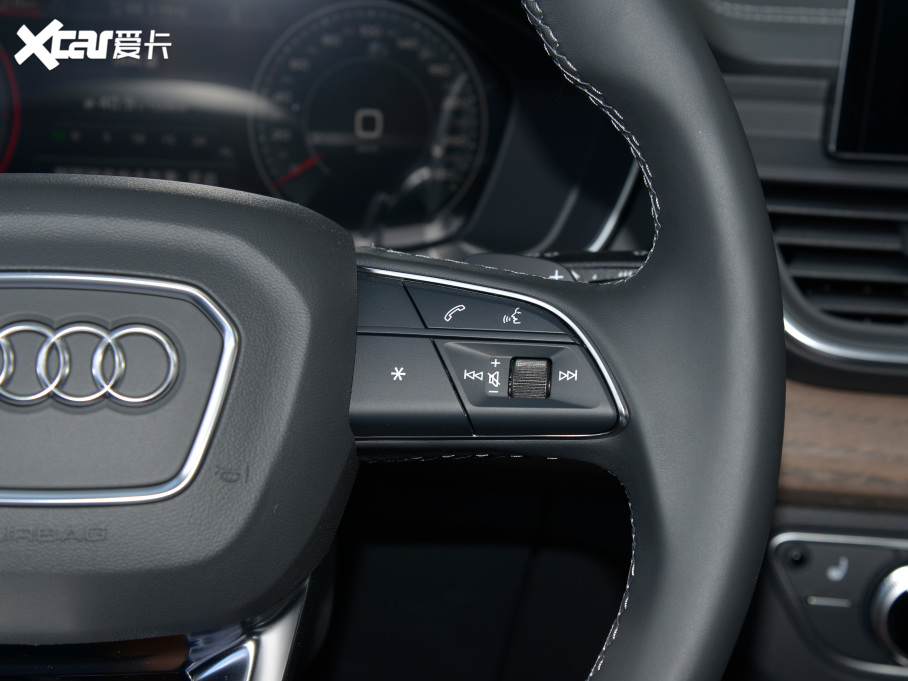 2022WQ5L Ŀ 40TFSI A