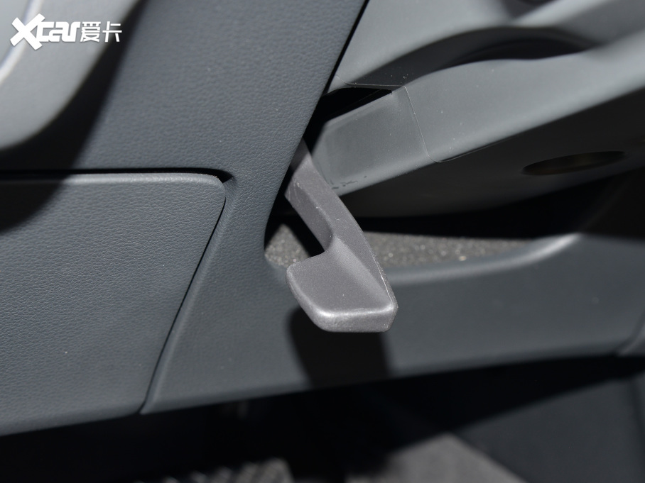 2022WQ5L Ŀ 40TFSI A