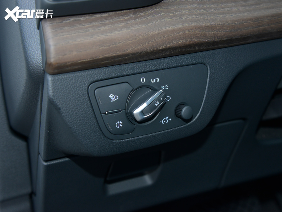 2022WQ5L Ŀ 40TFSI A