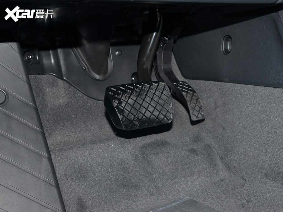 2022?yun)WQ5L Ŀ 40TFSI A