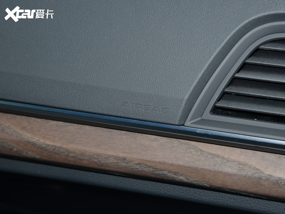 2022WQ5L Ŀ 40TFSI A