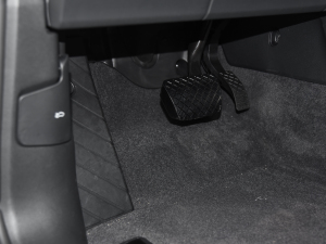 202245TFSI xӸ п؅^