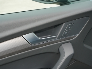 202240TFSI RS׼ȼ п؅^(q)