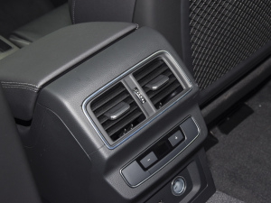 2022Ŀ 45TFSI AӸ п؅^(q)