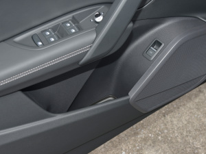 2022Ŀ 40TFSI AӸ ǰTg