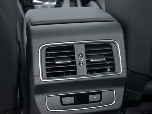 2022Ŀ 40TFSI AӸ п؅^